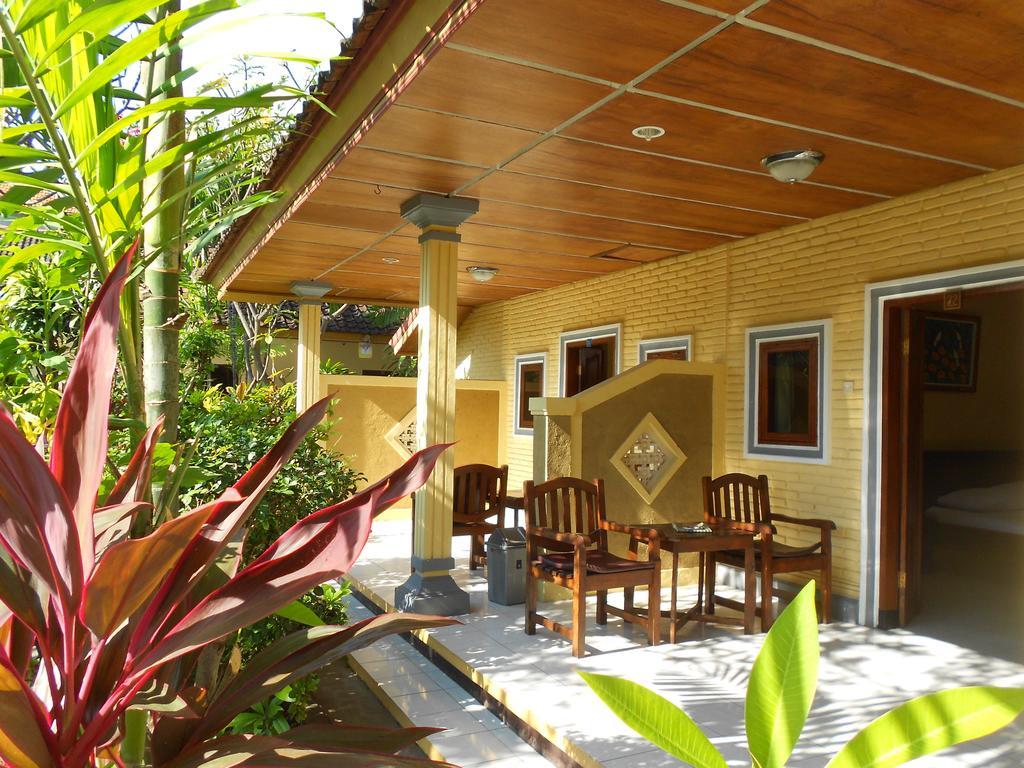 Hotel Grand Wijaya Singaraja Стая снимка