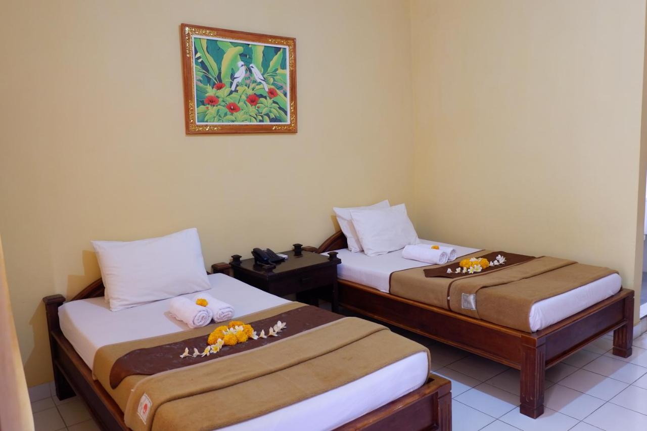 Hotel Grand Wijaya Singaraja Екстериор снимка