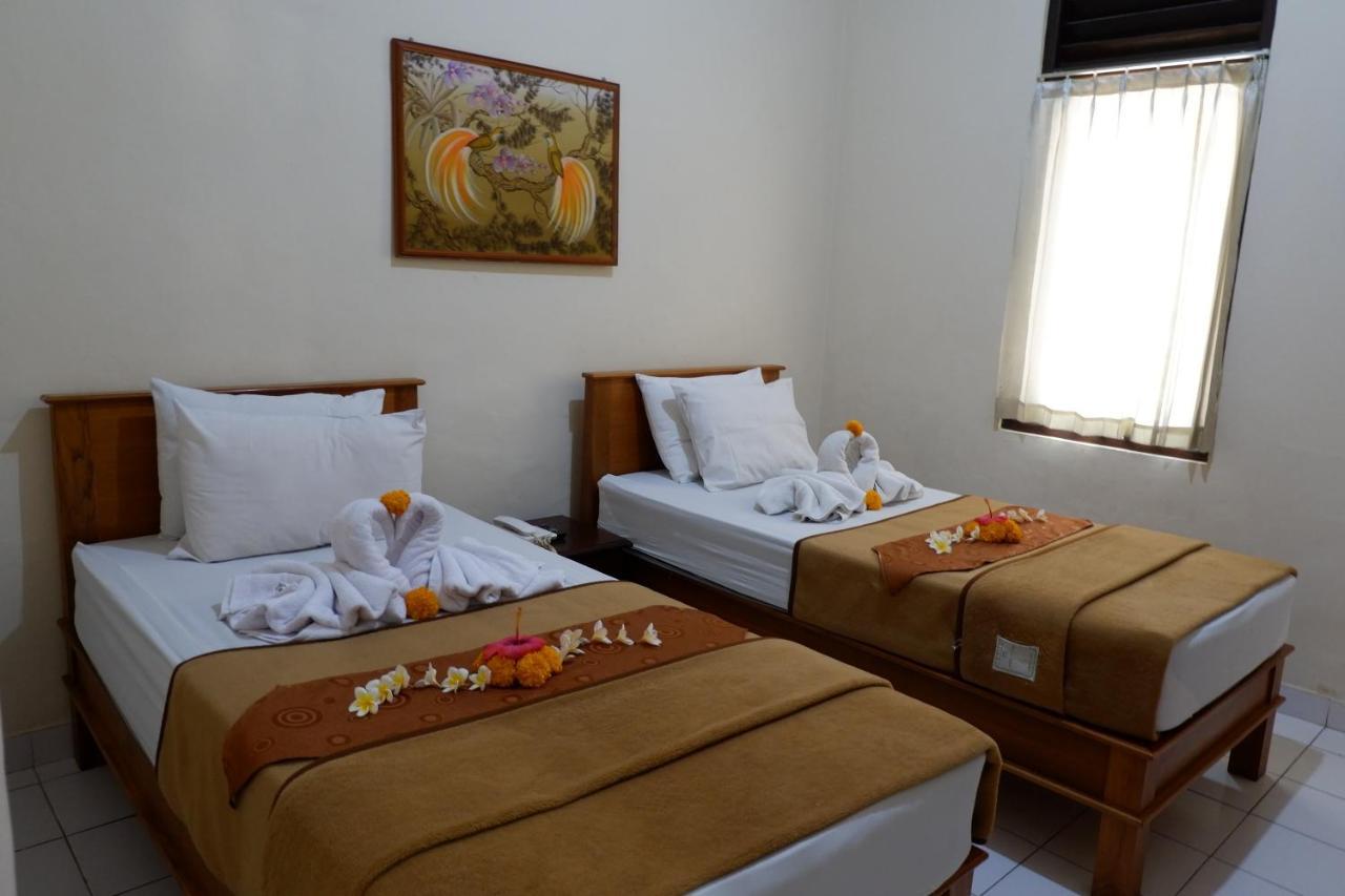Hotel Grand Wijaya Singaraja Екстериор снимка
